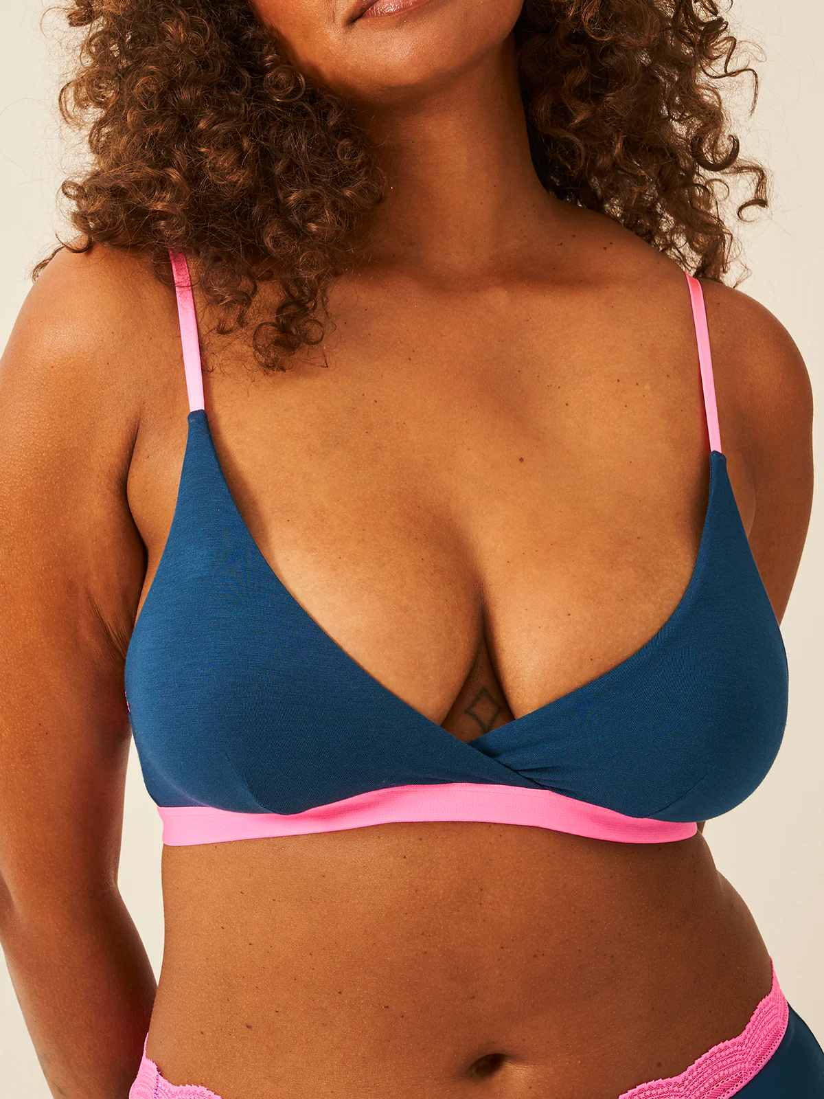 Crossover Bra - Midnight Neon Pink - Image 7