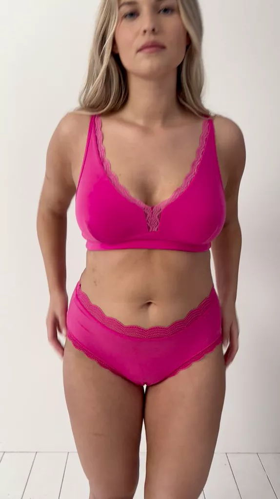 Lace Plunge Bra - Raspberry - Image 2