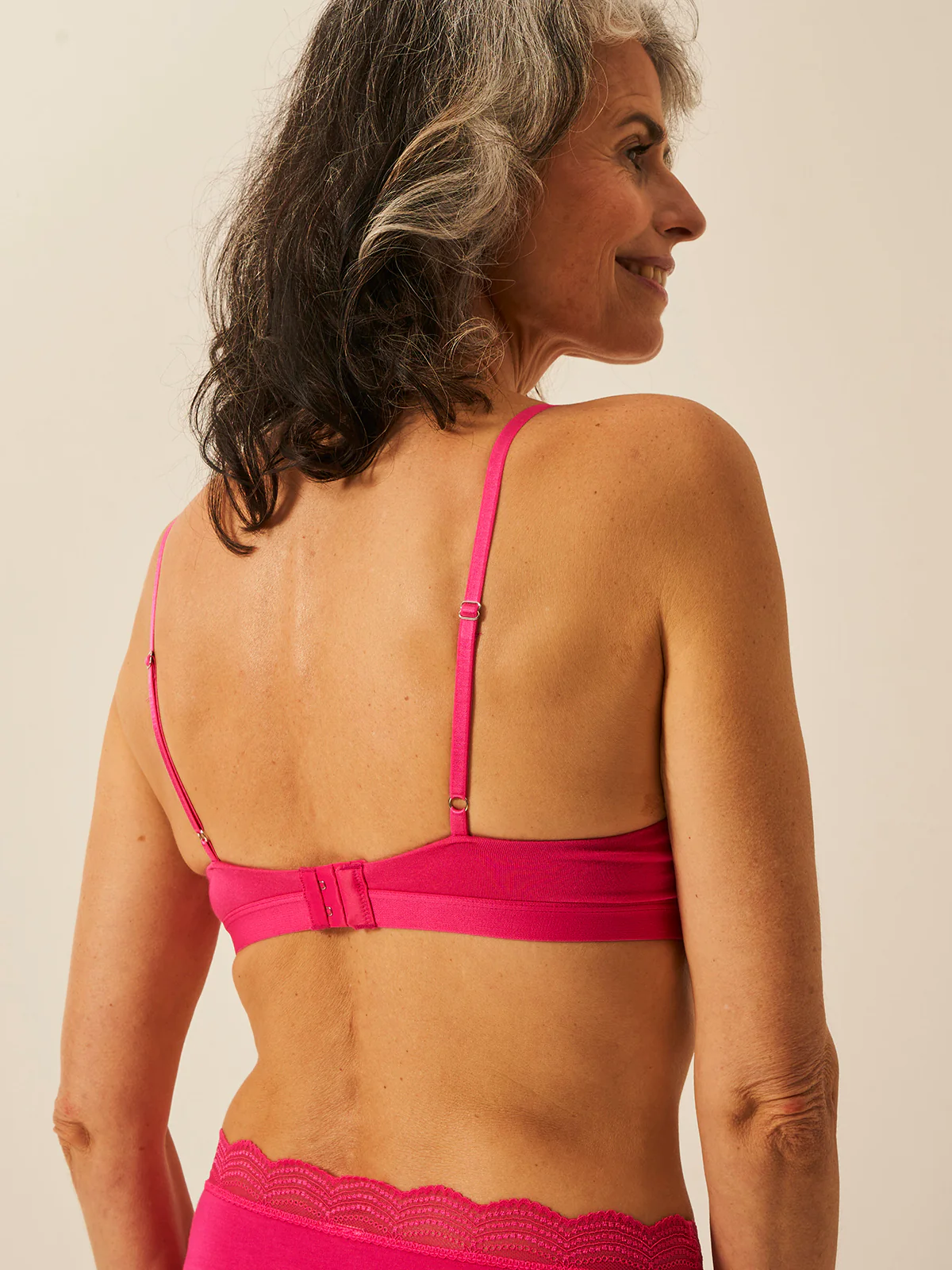 Smooth Sculpt Padded Bra - Raspberry - Image 9