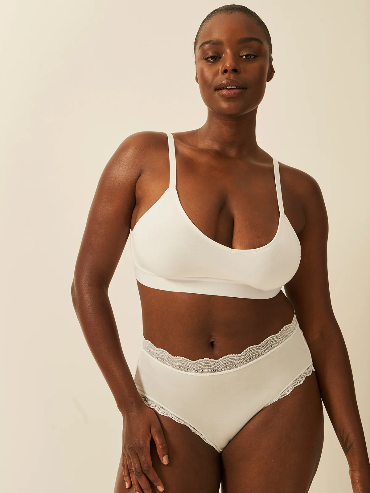 T-Shirt Bra - White - Image 6
