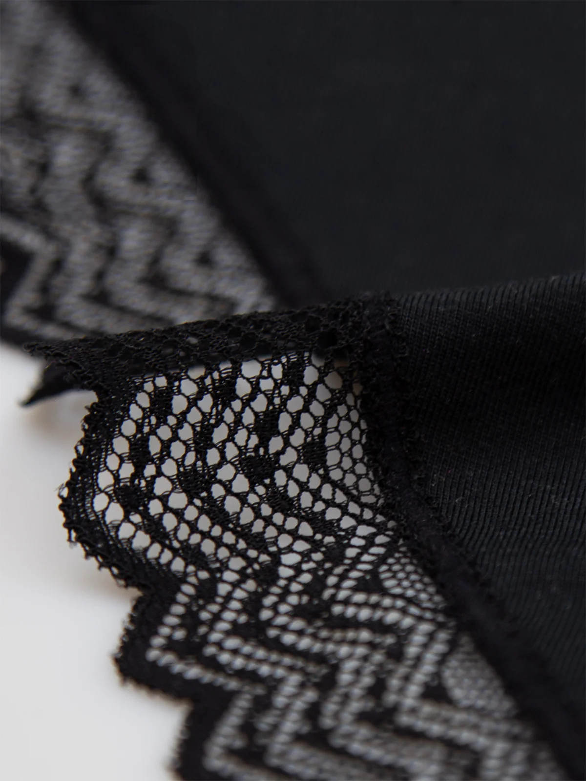 ZigZag Lace Triangle Bra - Black - Image 10
